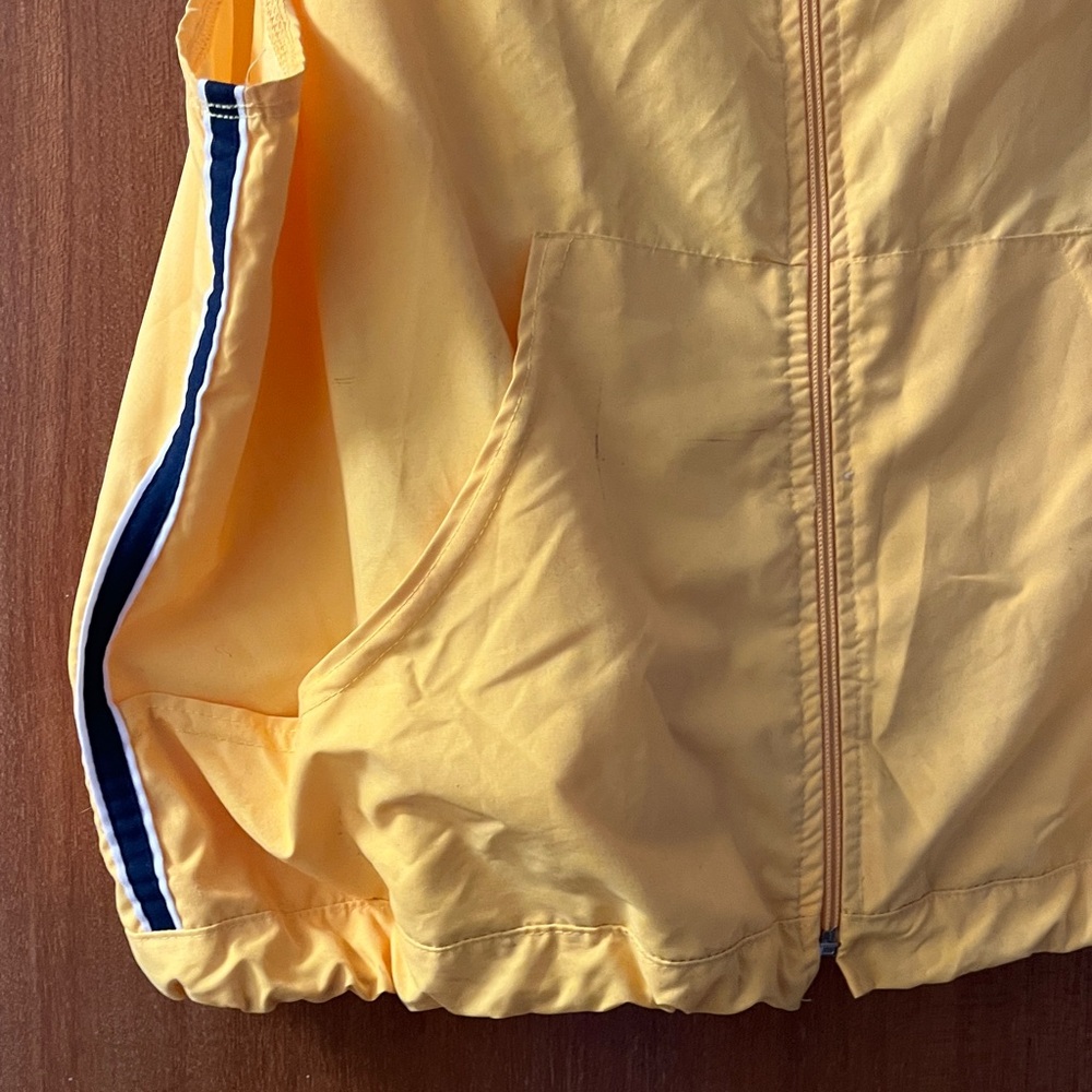 Yellow mock turtleneck Zip-Up Vest with side stripes and two pockets - Picture 3 of 8